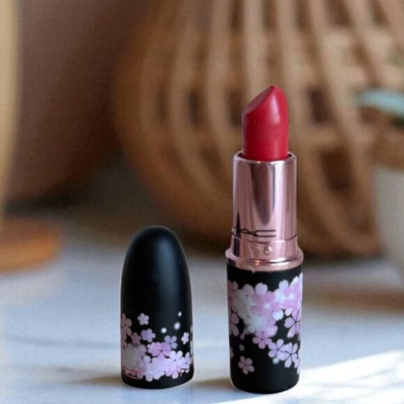 MAC Cosmetics NEW Black Cherry Matte Lipstick BLOOMBOX LIMITED EDITION - Picture 1 of 9